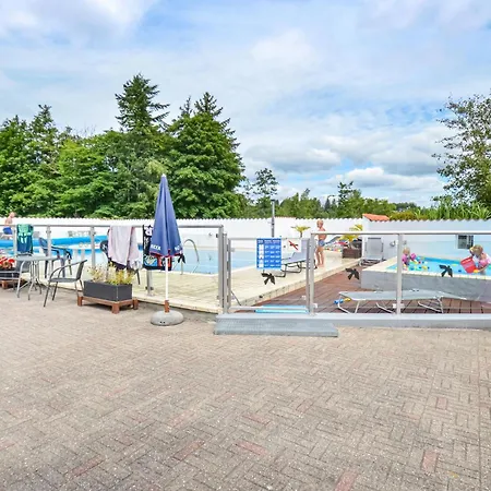 Two-bedroom In Lejlighed *